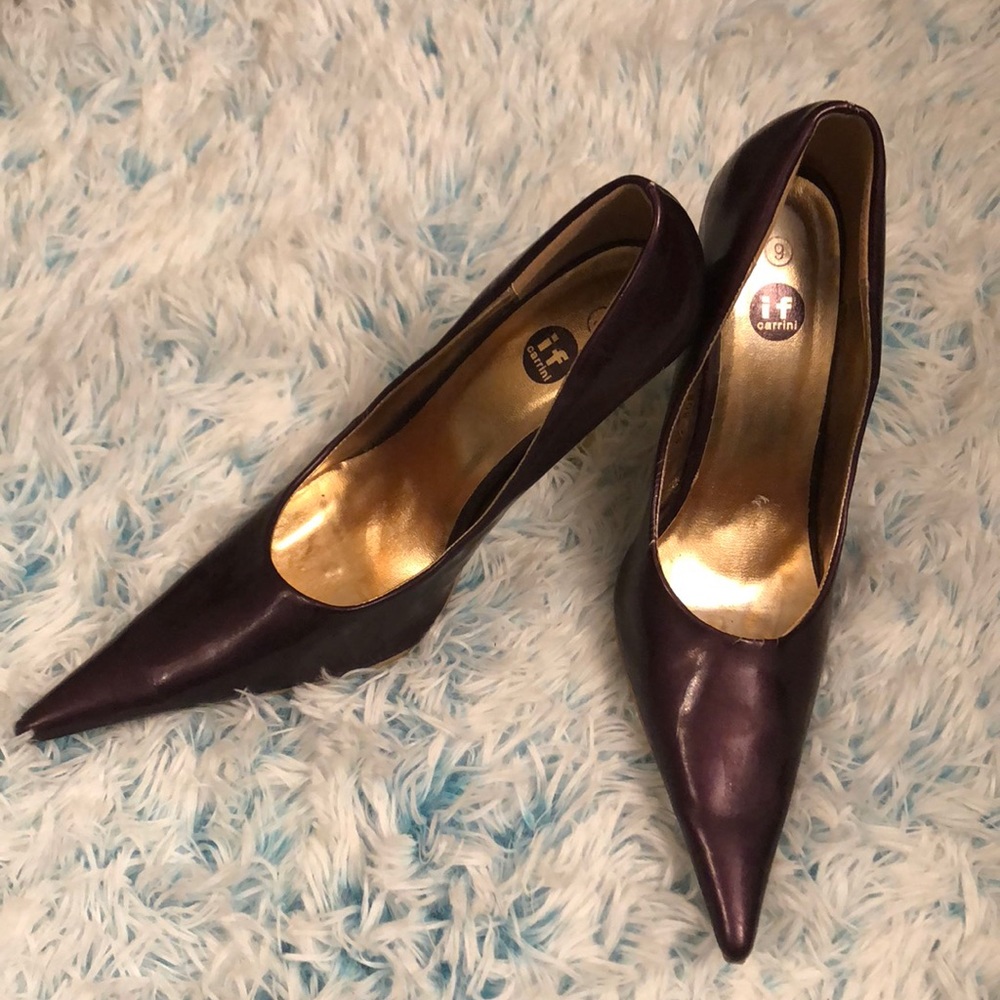 Size 9 purple plum gold heel